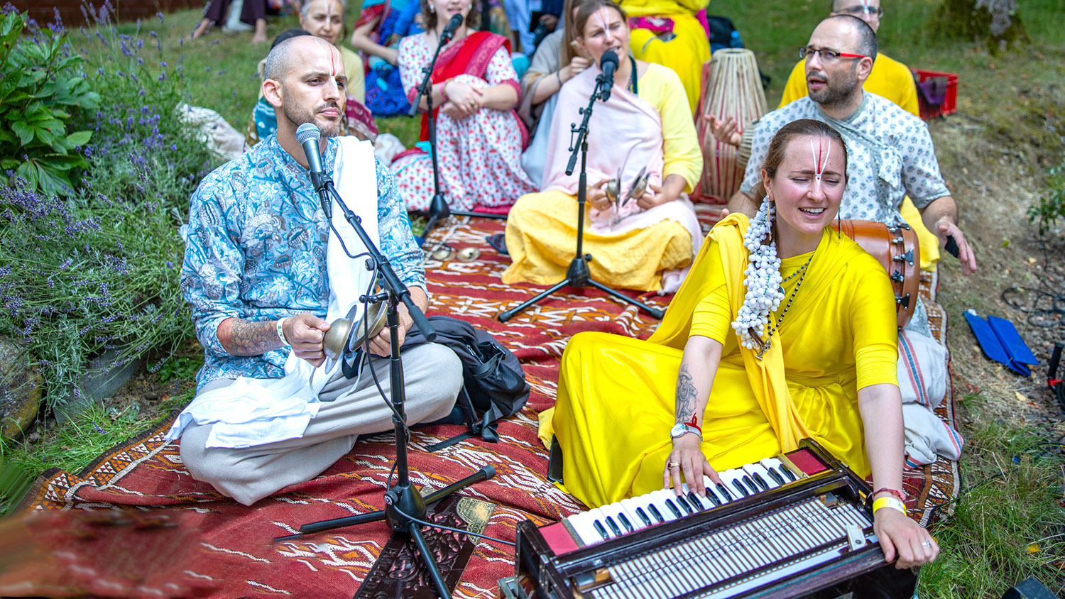 Kirtan group